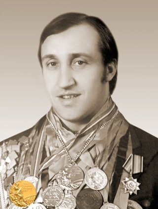 Валерий Шарий