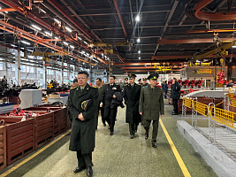 Foreign military attachés accredited in the Republic of Belarus visited Minsk Tractor Works JSC and the Institute of Border Service of the Republic of Belarus