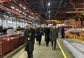 Foreign military attachés accredited in the Republic of Belarus visited the Minsk Tractor Works JSC and the Institute of Border Service of the Republic of Belarus