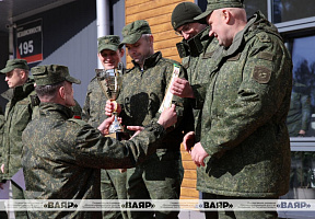 На базе спортивно-стрелкового комплекса имени Маршала Советского Союза С. К. Тимошенко прошел чемпионат по стрельбе из штатного оружия