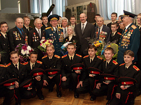  на память с президентом Республики Беларусь Лукашенко А.Г..jpg