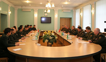 Chinese Military Delegation Visiting Belarus