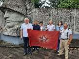 С благодарностью за память