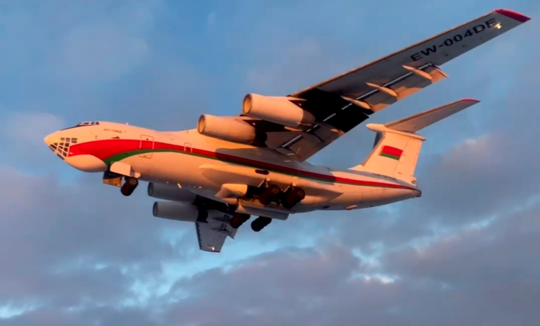 Военно-транспортный самолет Ил-76МД с белорусскими спасателями на борту вылетел в Турцию