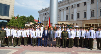 В добрый путь, товарищи лейтенанты!