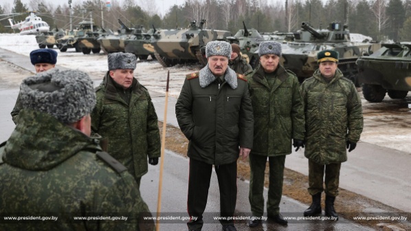 Александр Лукашенко посетил один из полигонов в рамках учения «Союзная решимость-2022»