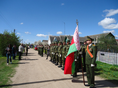 Поздравили ветеранов