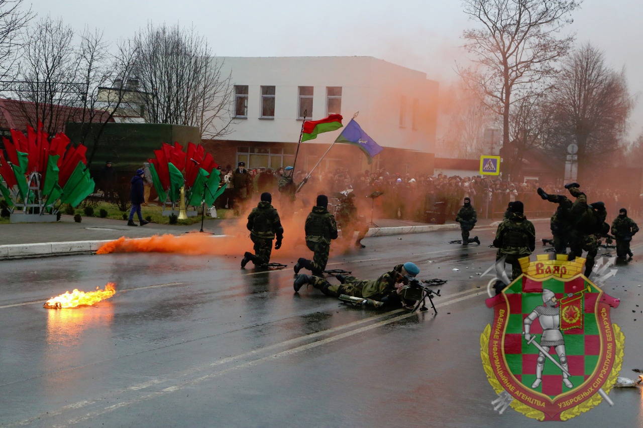 Погода в марьиной горке. Марьина горка Военная часть 89417 99 год. Марьина горка Военная часть 89417 1999 год. В/Ч 89417. Праздники ВЧ 89417.