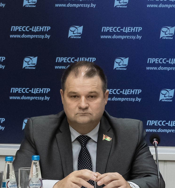 Бузин.jpg
