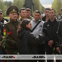Почтили память жертв немецко-фашистских захватчиков в мемориальном комплексе «Хатынь»