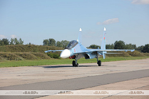 На адзін з аэрадромаў ВПС і войск СПА прыбыла чарговая партыя самалётаў Су-30СМ2 