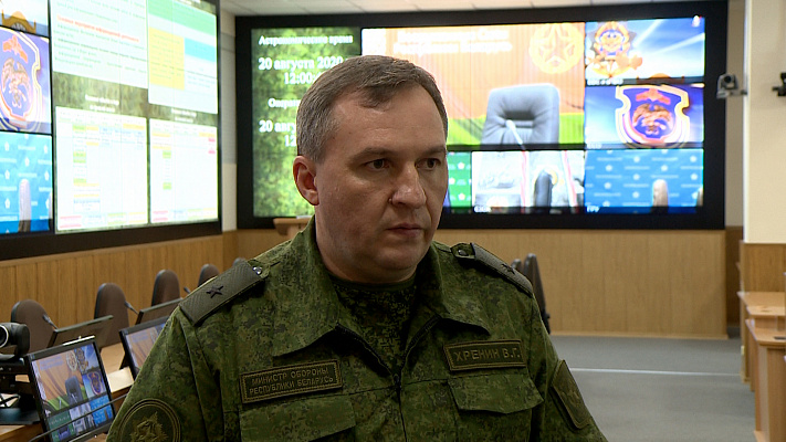 Министр обороны поставил задачу провести комплексное тактическое учение (Видео)
