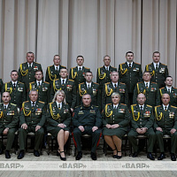  Министр обороны Беларуси вручил государственные награды и погоны полковника военнослужащим Вооружённых Сил