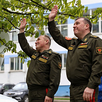 Министр обороны поздравил Героев Советского Союза