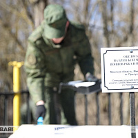 Белорусские военнослужащие традиционно принимают участие в республиканском субботнике