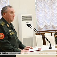  Министр обороны Беларуси вручил государственные награды и погоны полковника военнослужащим Вооружённых Сил