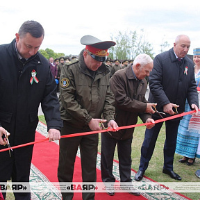 В Гродно состоялось торжественное открытие памятника воинам-связистам