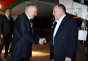 Министр обороны Беларуси генерал-лейтенант Виктор Хренин прибыл в Бишкек