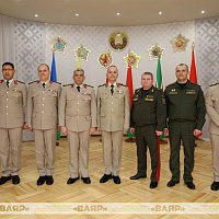 Egyptian Military Delegation Visits Belarus