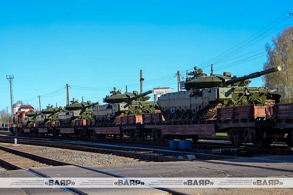 Прибыла партия танков Т-72БМ2