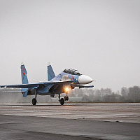 Вторая пара боевых самолетов Су-30 СМ прибыла в Беларусь (видео)