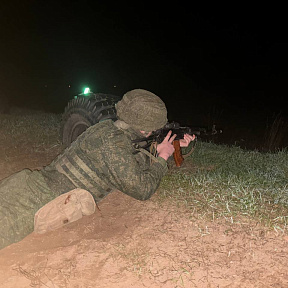 Курсанты военного факультета в БГУ выполнили упражнение стрельб в ночное время Курсанты военного факультета в БГУ выполнили упражнение стрельб в ночное время