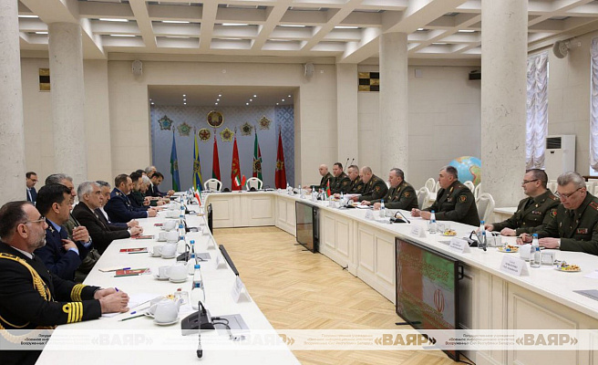 Встреча Министра обороны Беларуси с Министром обороны и поддержки Вооружённых Сил Ирана