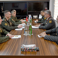 Обсуждены вопросы двустороннего военного сотрудничества между Беларусью и Азербайджаном