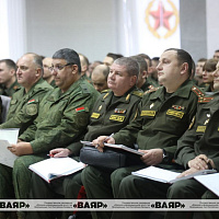 Генерал-лейтенант Виктор Хренин провёл информирование личного состава воинских частей Борисовского гарнизона