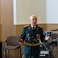 Мы обязаны хранить память о вашем подвиге