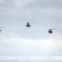 В небе над Минском прошла первая тренировка воздушной части военного парада