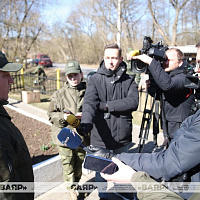 Белорусские военнослужащие традиционно принимают участие в республиканском субботнике