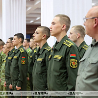 В Центральном Доме офицеров состоялось открытие выставки «Мова любовi. Служение»