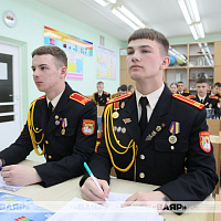 Министр обороны Беларуси посещает с рабочей поездкой Слуцкий гарнизон