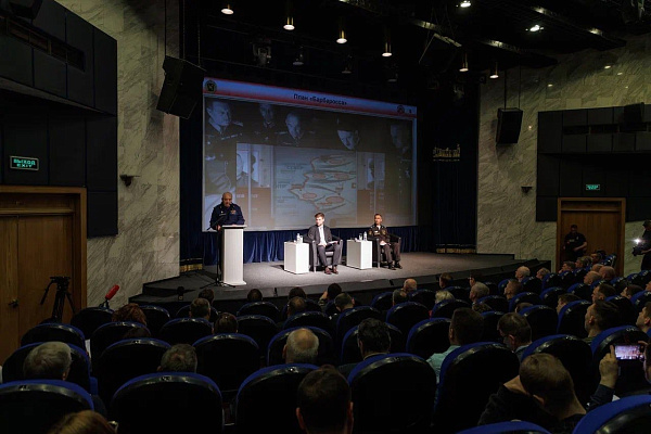 В Москве прошла международная военно-историческая конференция «Вставай, страна огромная…»