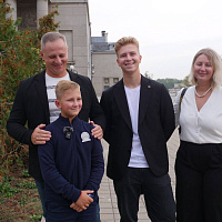 Яркие эмоции и часы от Министра обороны для юного патриота