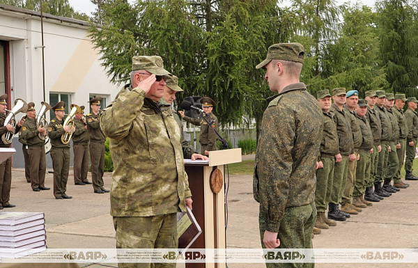 Торжественная церемония передачи новой и модернизированной техники связи в 619 бхрмусс