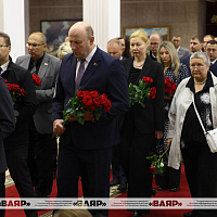 Церемония прощания с народным писателем Беларуси Николаем Чергинцом