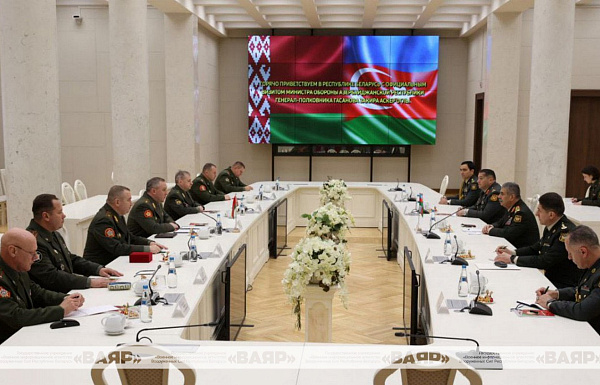 Министр обороны Республики Беларусь провёл переговоры с Министром обороны Азербайджанской Республики