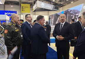 Белорусская военная делегация принимает участие в выставке ADEX-2026