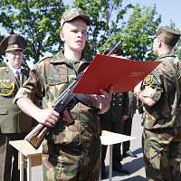 Военнослужащие нового пополнения принесли Военную присягу