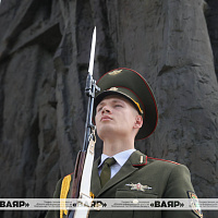 Второй день IV Международного антифашистского конгресса 