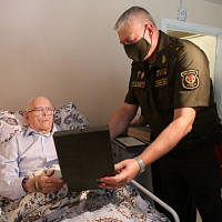 105-летие празднует сегодня старейший в Беларуси Герой Советского Союза Василий Мичурин (Видео)