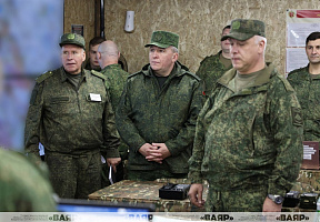 Министр обороны Беларуси генерал-лейтенант Виктор Хренин прибыл в Российскую Федерацию