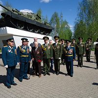 Поздравили ветеранов