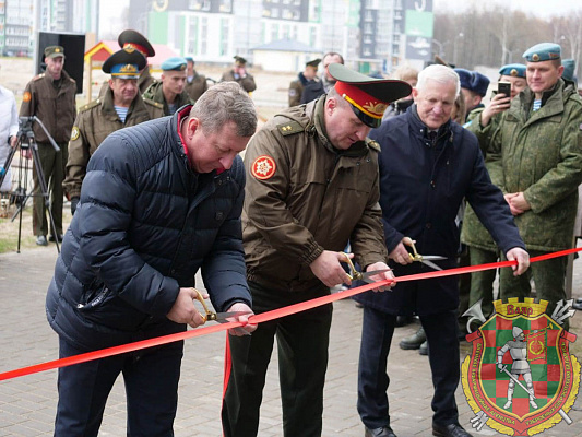 В Бресте введён в эксплуатацию жилой дом: 95 из 128 квартир получили военнослужащие