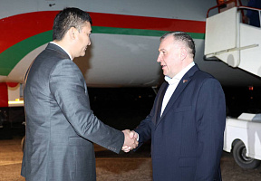 Министр обороны Беларуси генерал-лейтенант Виктор Хренин прибыл в Бишкек