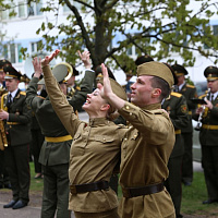 Министр обороны поздравил Героев Советского Союза