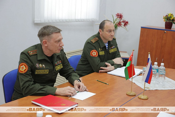 Обсудили перспективы направлений правового обеспечения вооружённых сил Беларуси и России