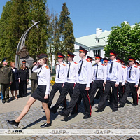 Самолет МиГ-15, переданный Министром обороны, установлен на постамент в Полоцком кадетском училище